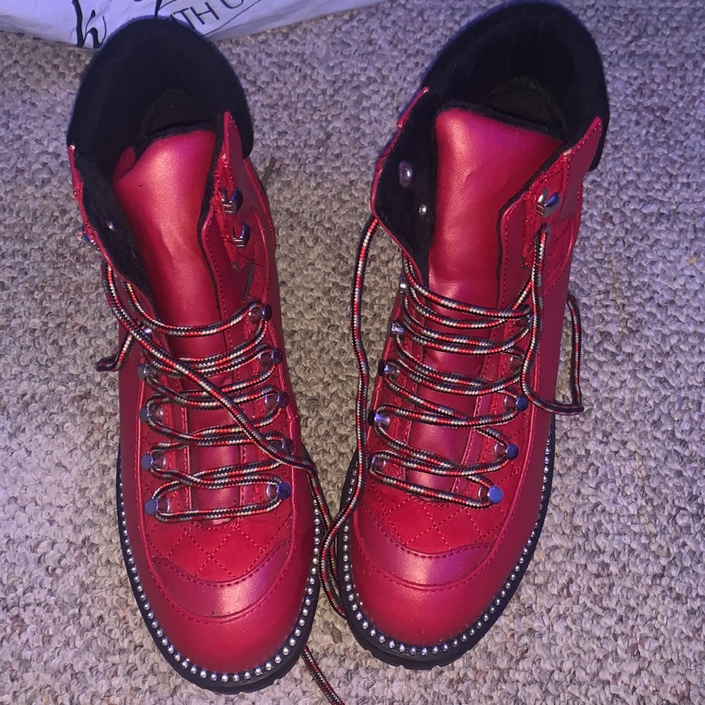 Juicy couture boots
